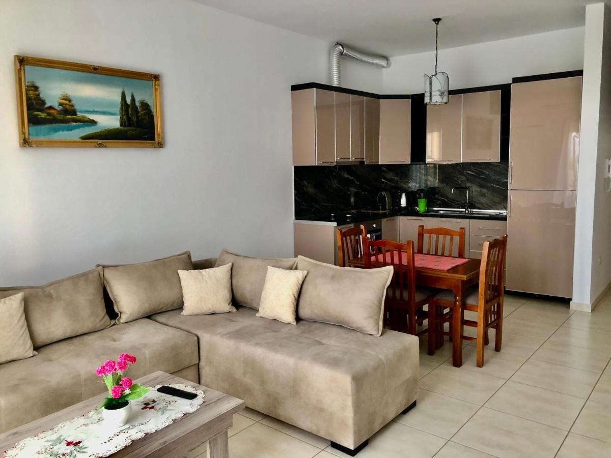 Appartamento Con Vista Mare Vlore Exterior photo
