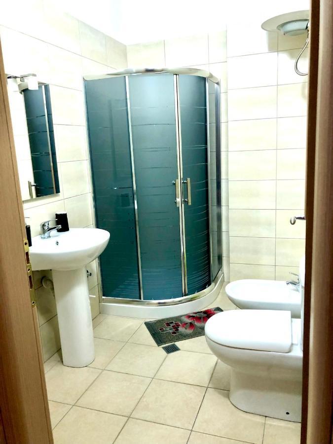 Appartamento Con Vista Mare Vlore Exterior photo